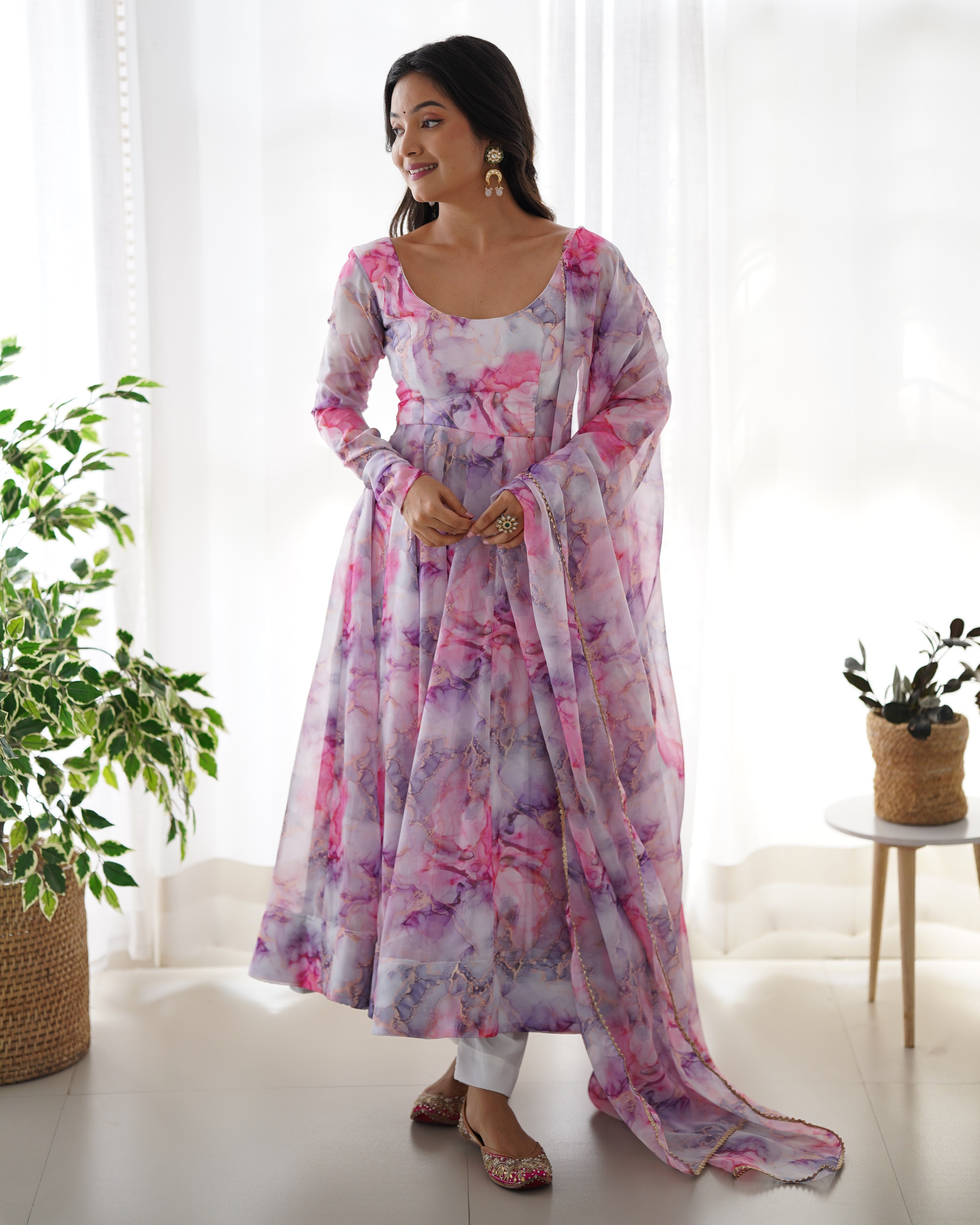 Pink Marbel Organja Silk Fabric Fully Flair Kali Pattern And Canvas Patta With Duppta Set,Pent Ready To Wear